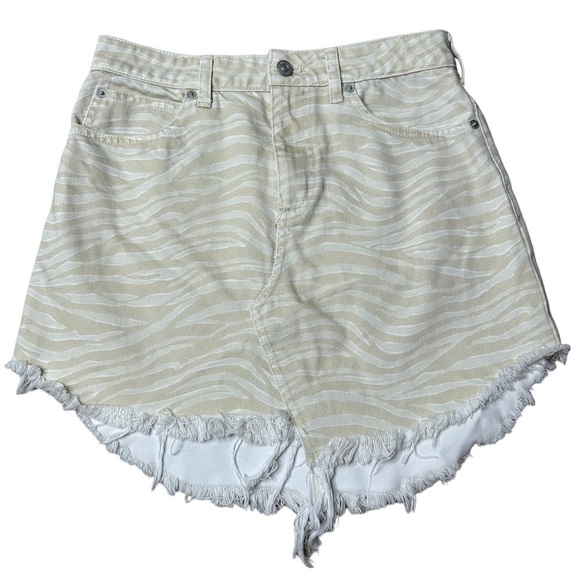 Free People We The Free Women’s Bailey Zebra Printed Cotton Mini Denim Skirt 26 - Picture 3 of 16